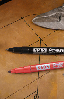 Märkpenna perm. PENTEL N50S rund svart