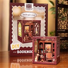 Mini Book Nook: Gentlemans Lounge